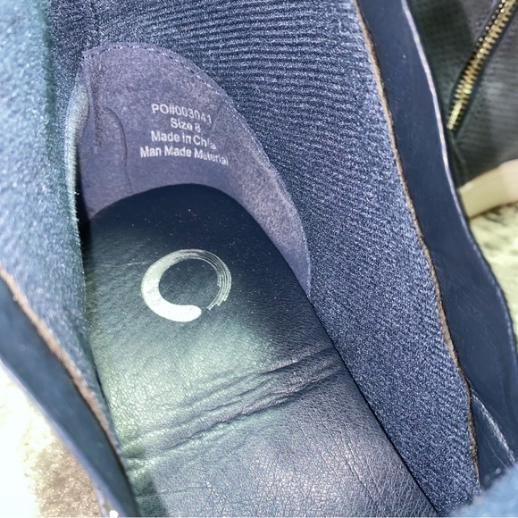 Journee Collection Pennelope Blue Laser Cut Zipper Top Wedge Sneakers - Picture 12 of 13